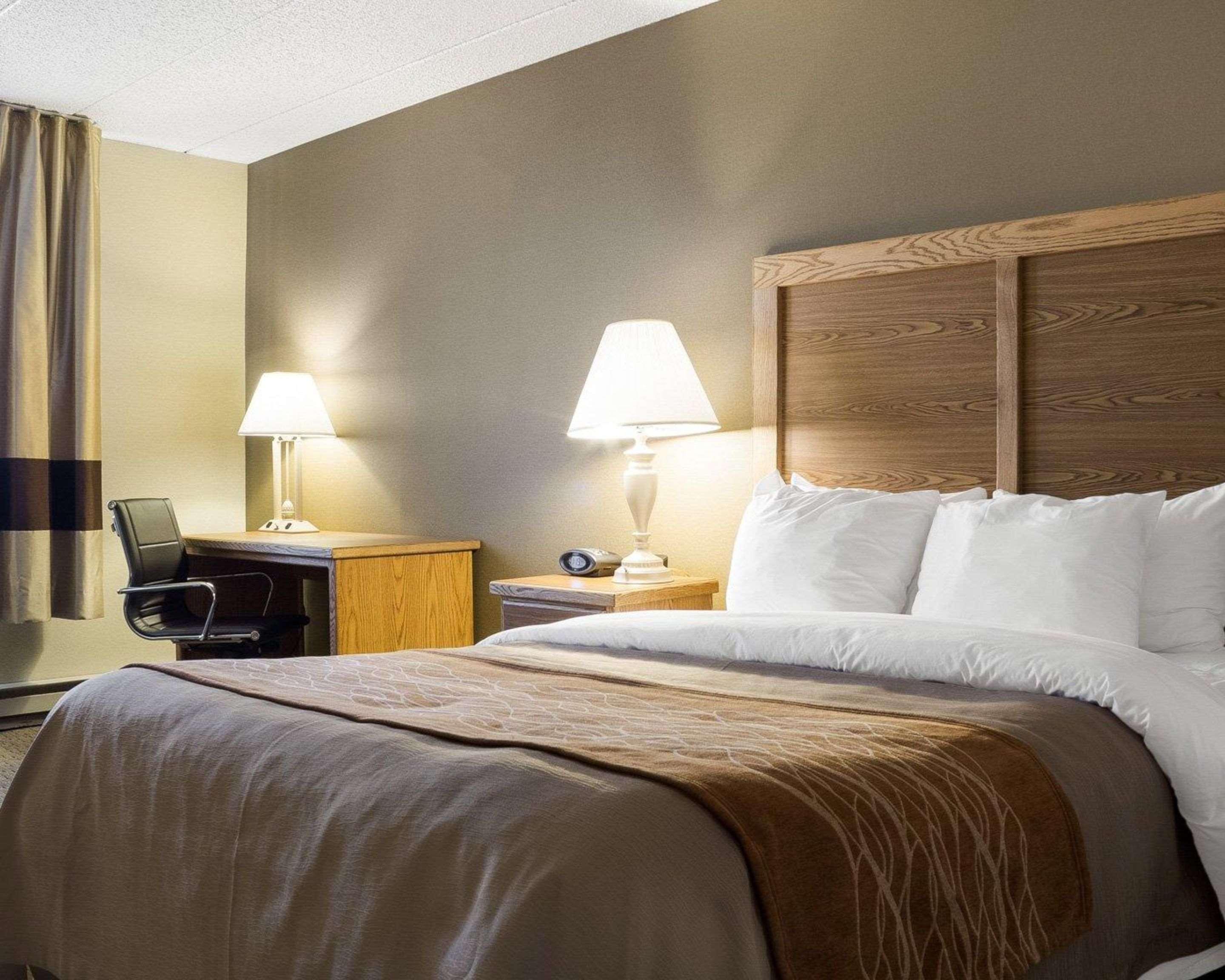 Quality Inn Bismarck I-94 מראה חיצוני תמונה