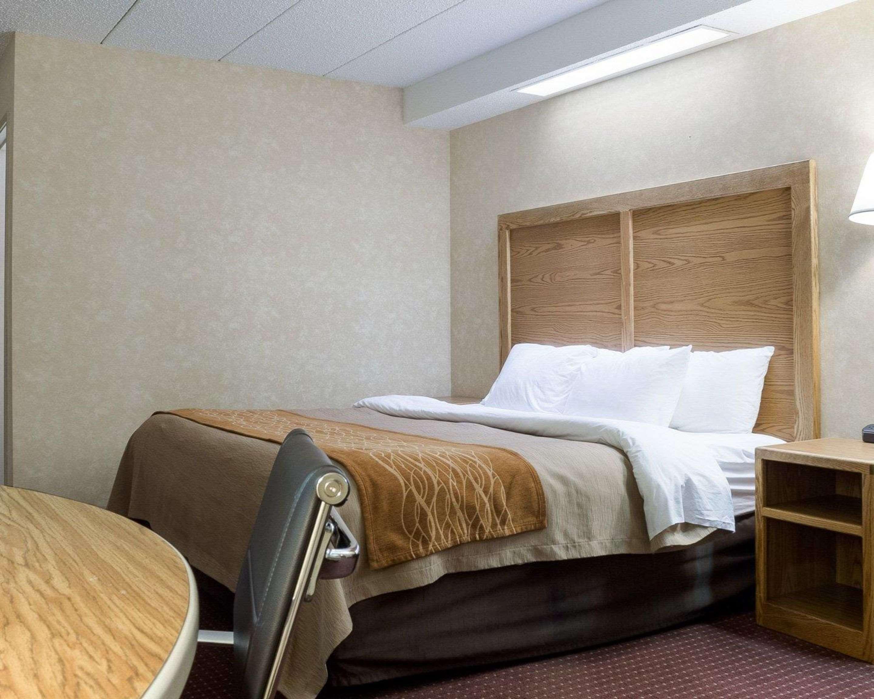 Quality Inn Bismarck I-94 מראה חיצוני תמונה