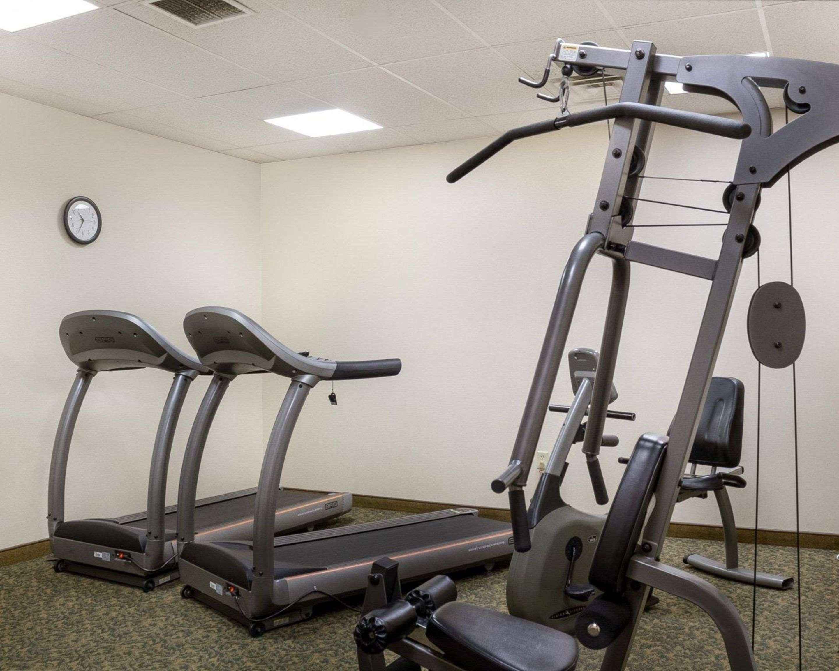 Quality Inn Bismarck I-94 מראה חיצוני תמונה