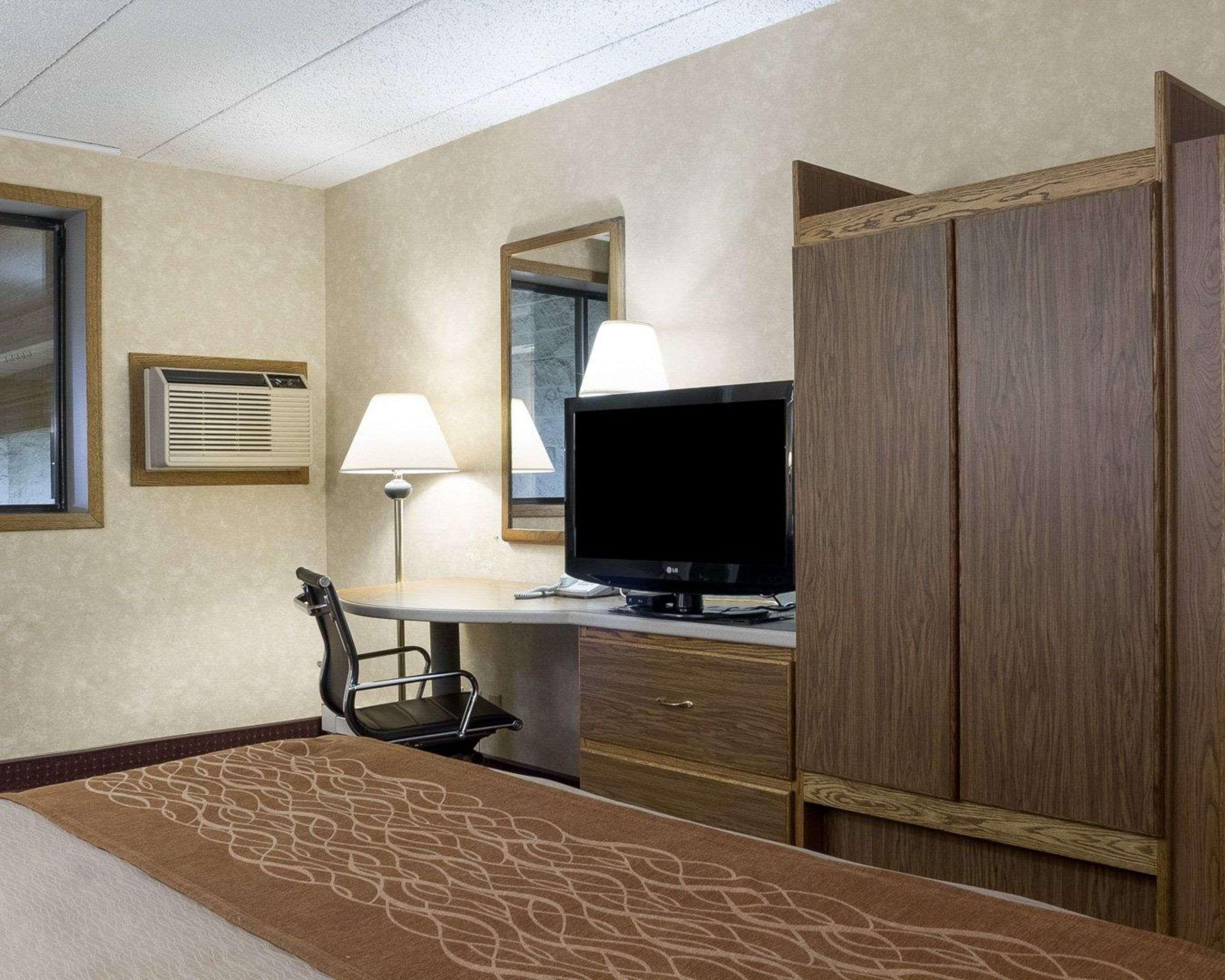 Quality Inn Bismarck I-94 מראה חיצוני תמונה