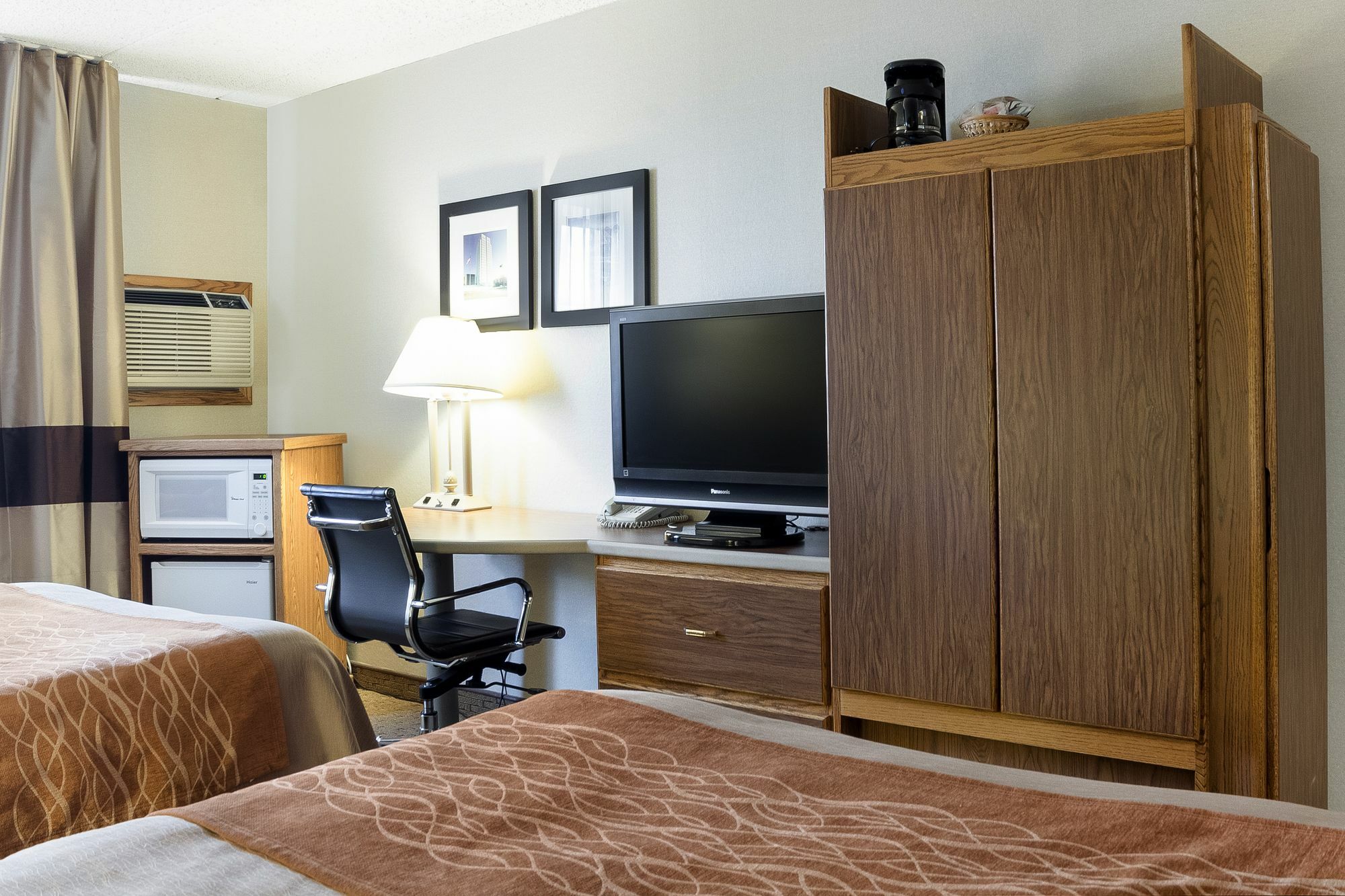Quality Inn Bismarck I-94 מראה חיצוני תמונה