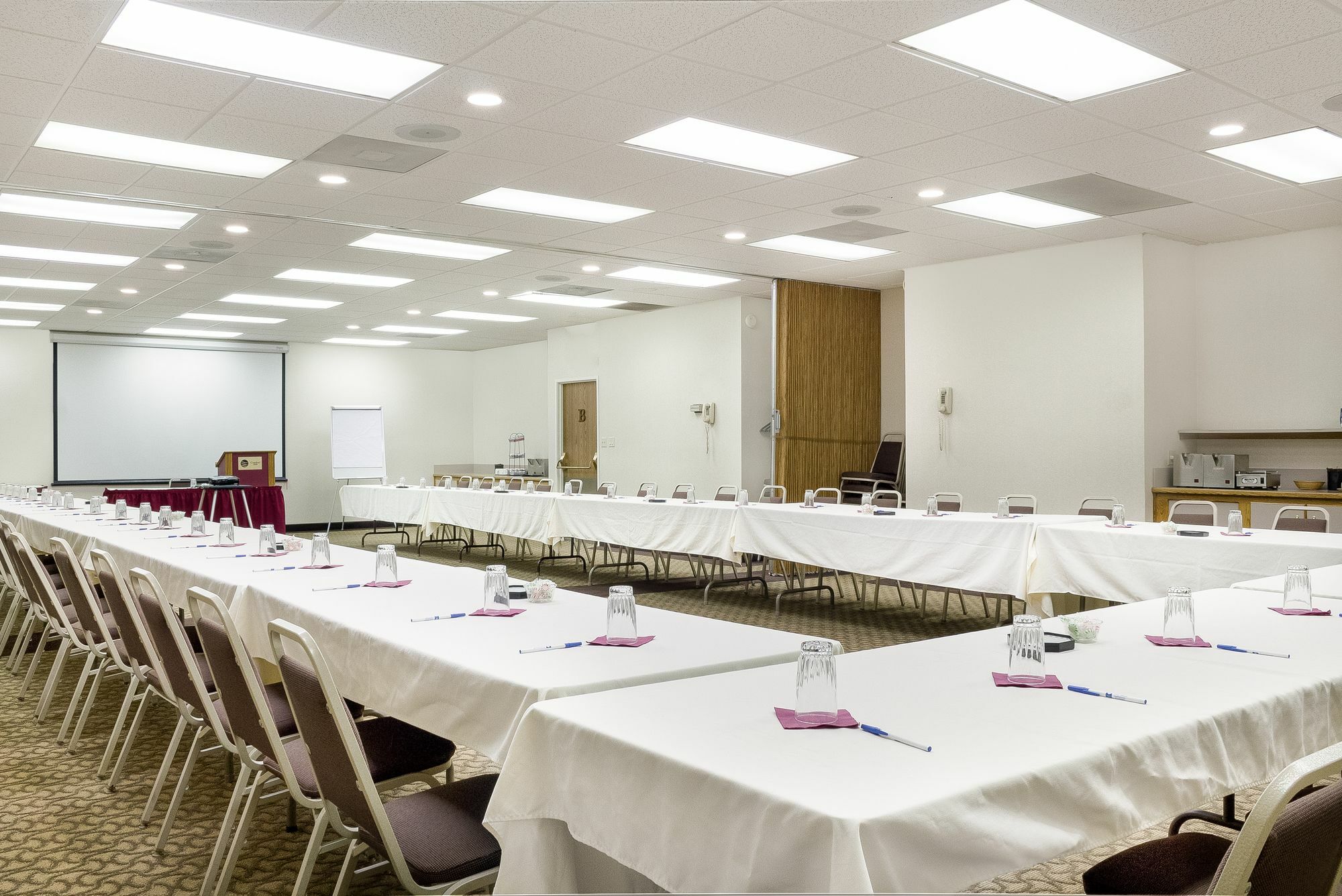 Quality Inn Bismarck I-94 מראה חיצוני תמונה