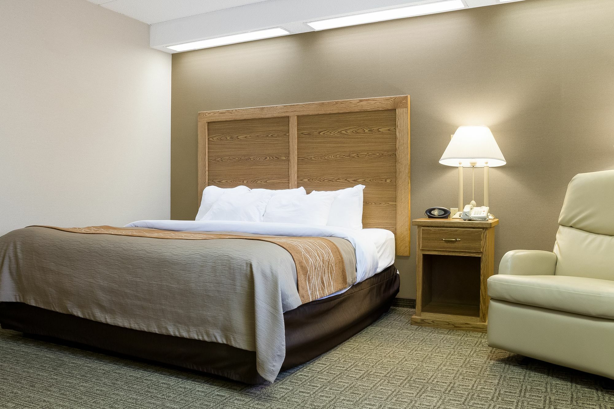 Quality Inn Bismarck I-94 מראה חיצוני תמונה